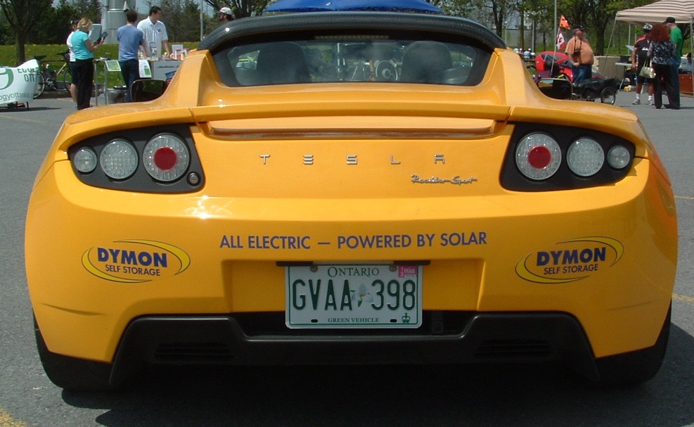 Dymon Telsa Roadster electric sports car