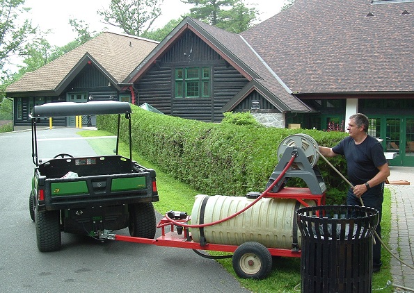 John Deere electric electric truck at Chateau Montebello